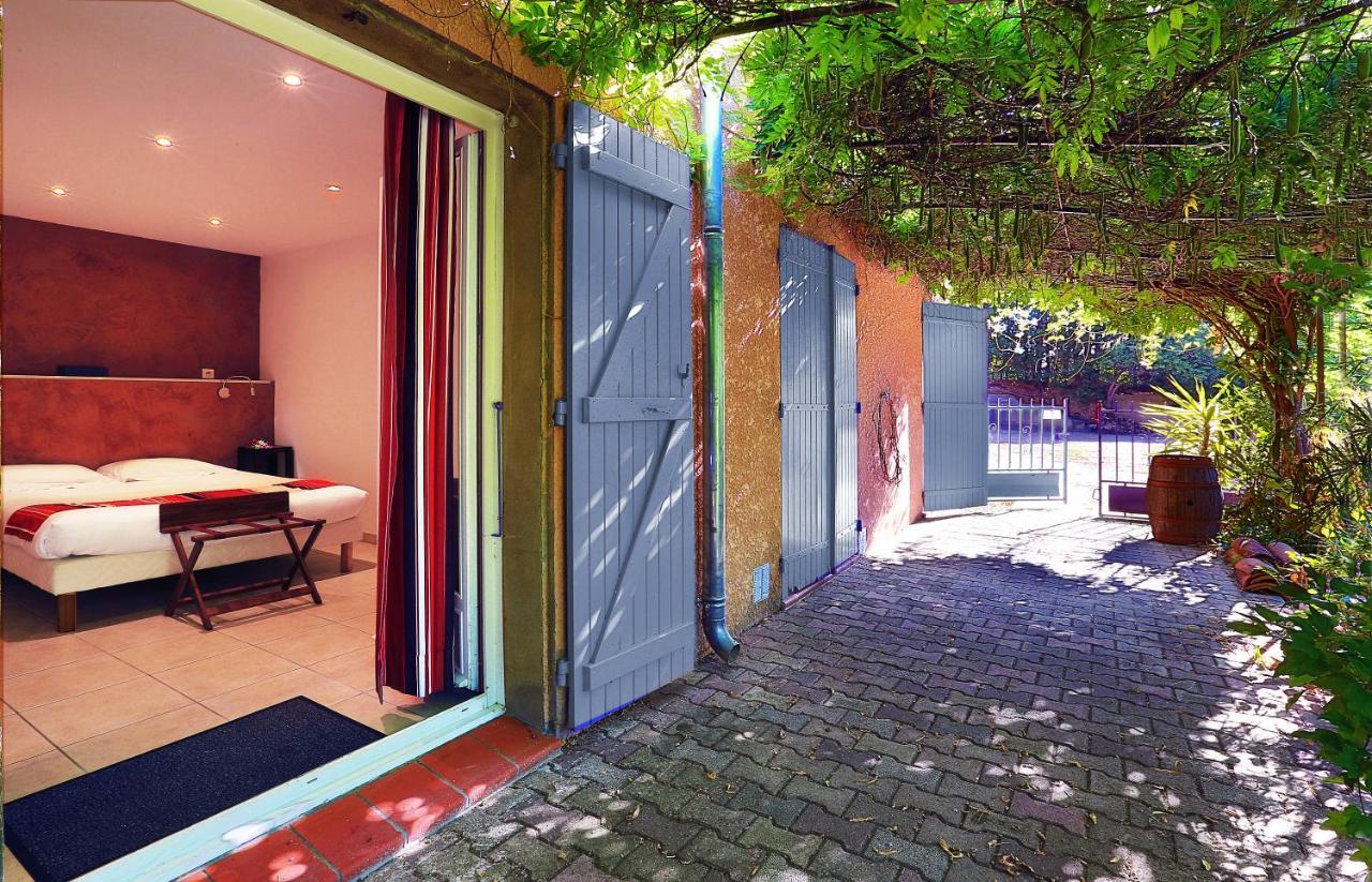 Logis Auberge Restaurant Du Vigneron Cucugnan Exteriér fotografie