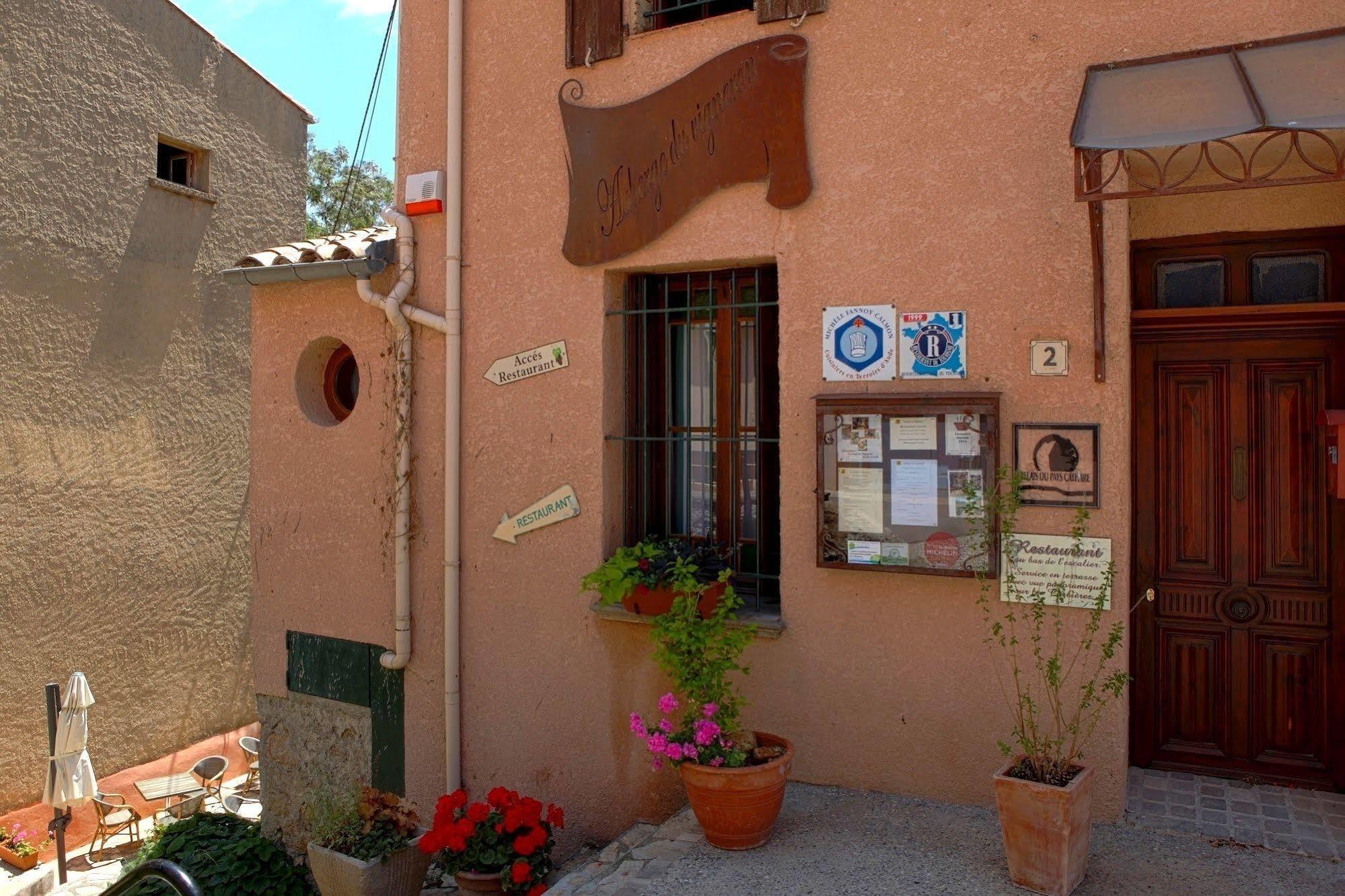 Logis Auberge Restaurant Du Vigneron Cucugnan Exteriér fotografie